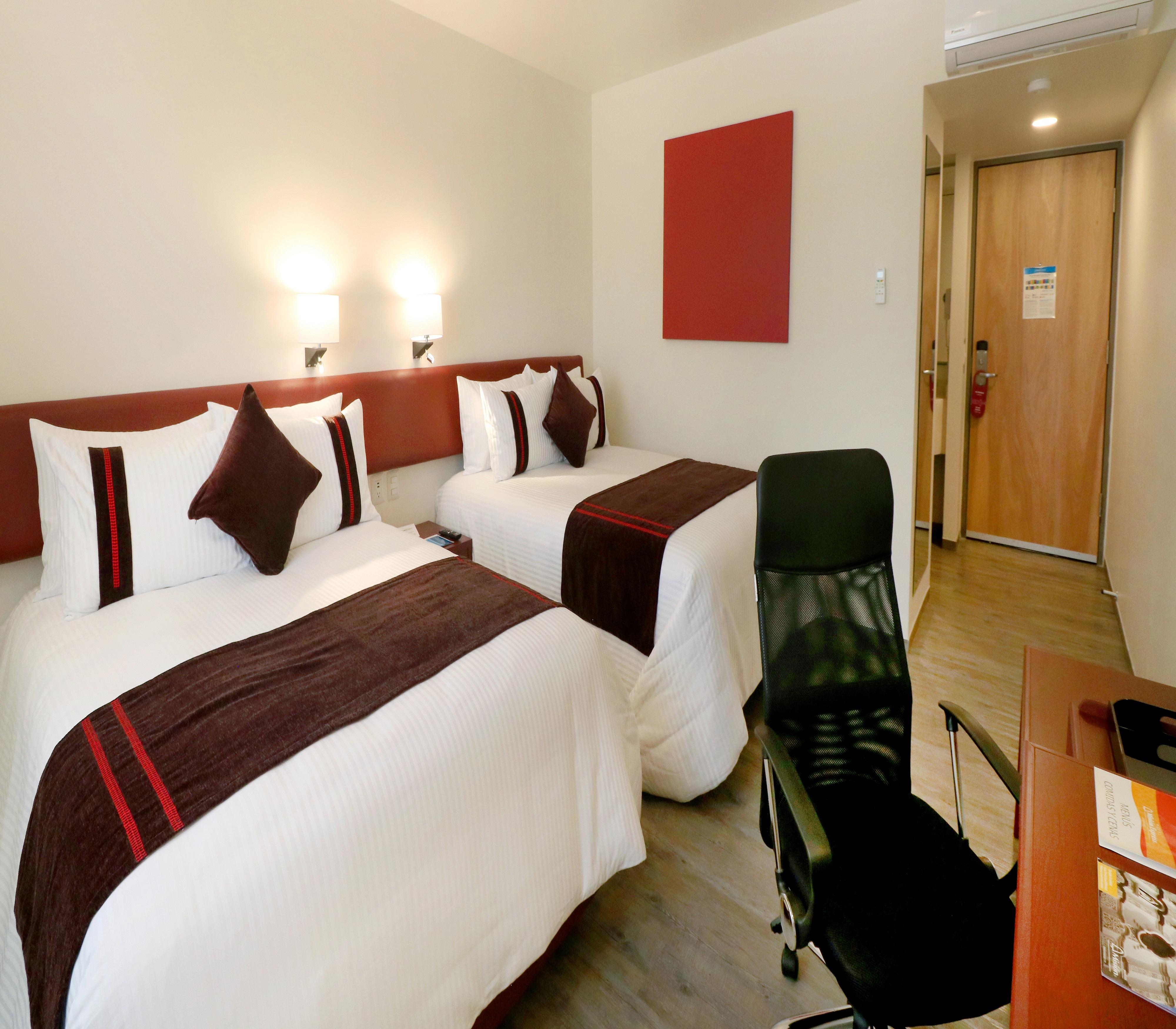 Mision Express Queretaro Hotel Kültér fotó