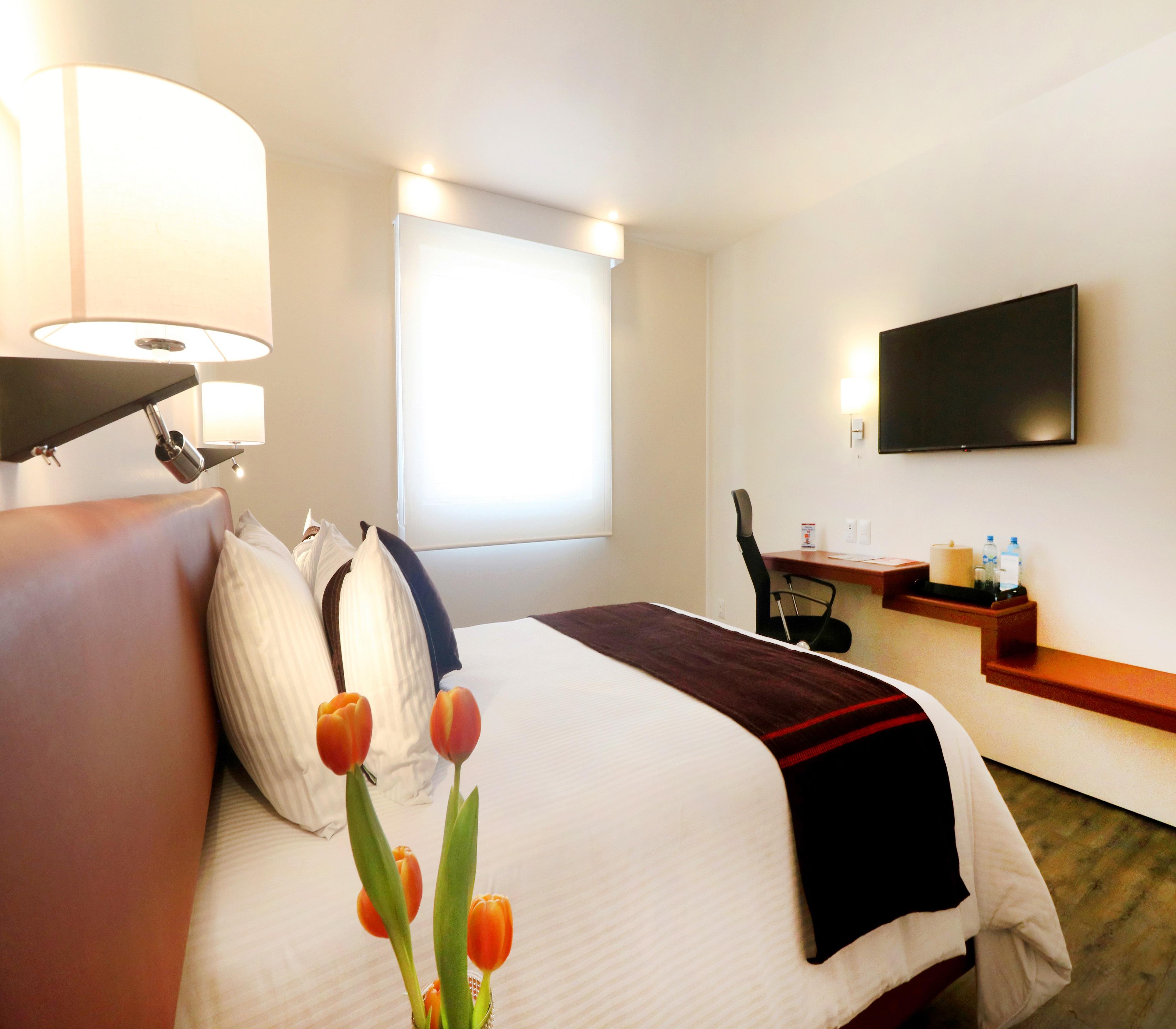 Mision Express Queretaro Hotel Kültér fotó