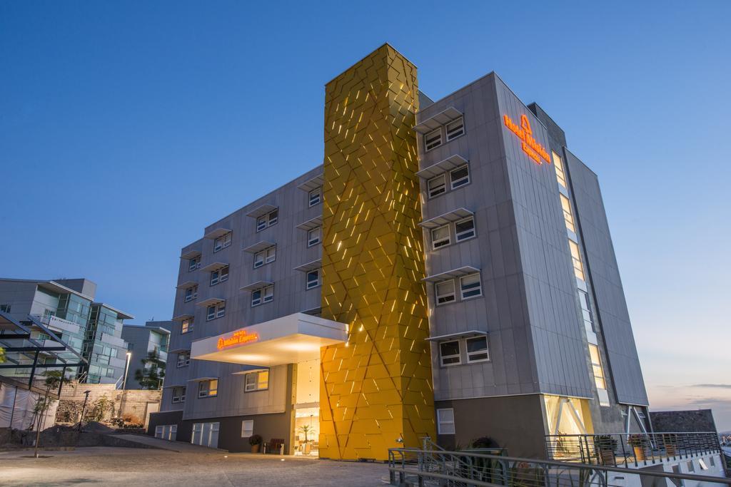 Mision Express Queretaro Hotel Kültér fotó