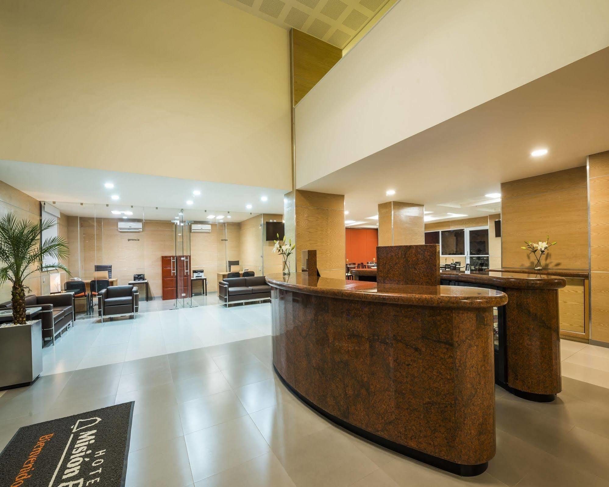 Mision Express Queretaro Hotel Kültér fotó